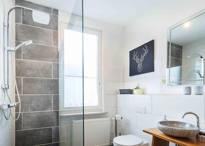 Hirsch Gartenschlaefer - Zentral - Garten Apartmán *