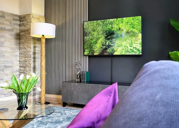 Hirsch Gartenschlaefer - Zentral - Garten Apartmán