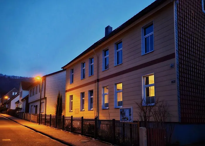 Hirsch Gartenschlaefer - Zentral - Garten * Bad Harzburg